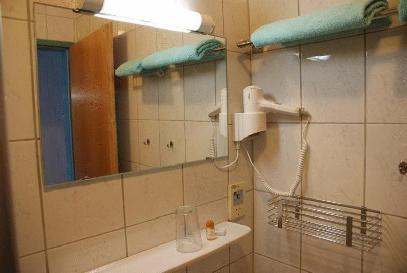 Zoechbauer Gaestehaus - Hotel Garni Kapelln Bagian luar foto